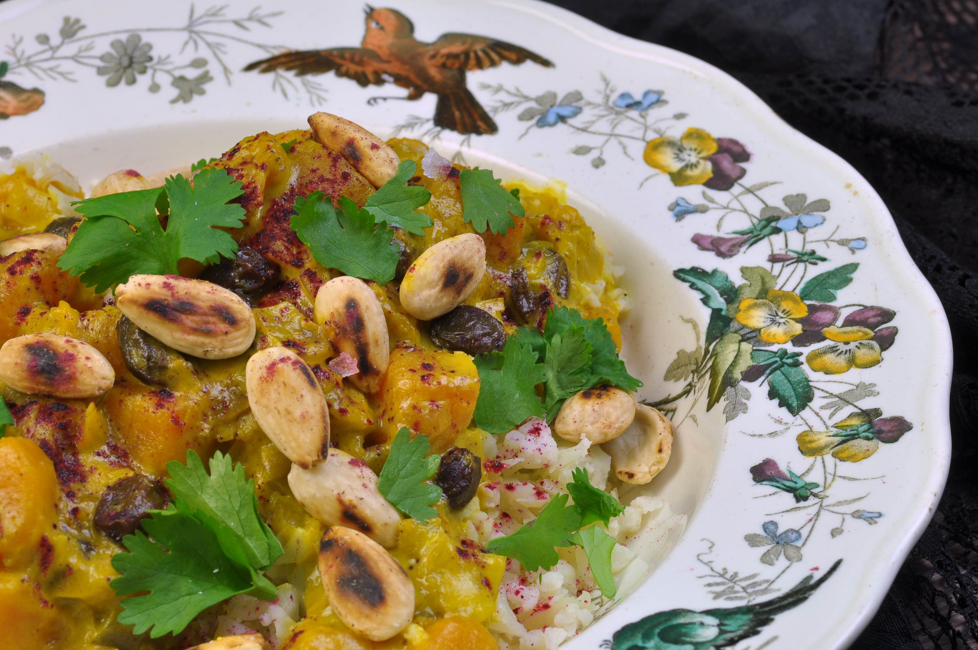 Curry_with_pumpkin_and_hibiscus_powder