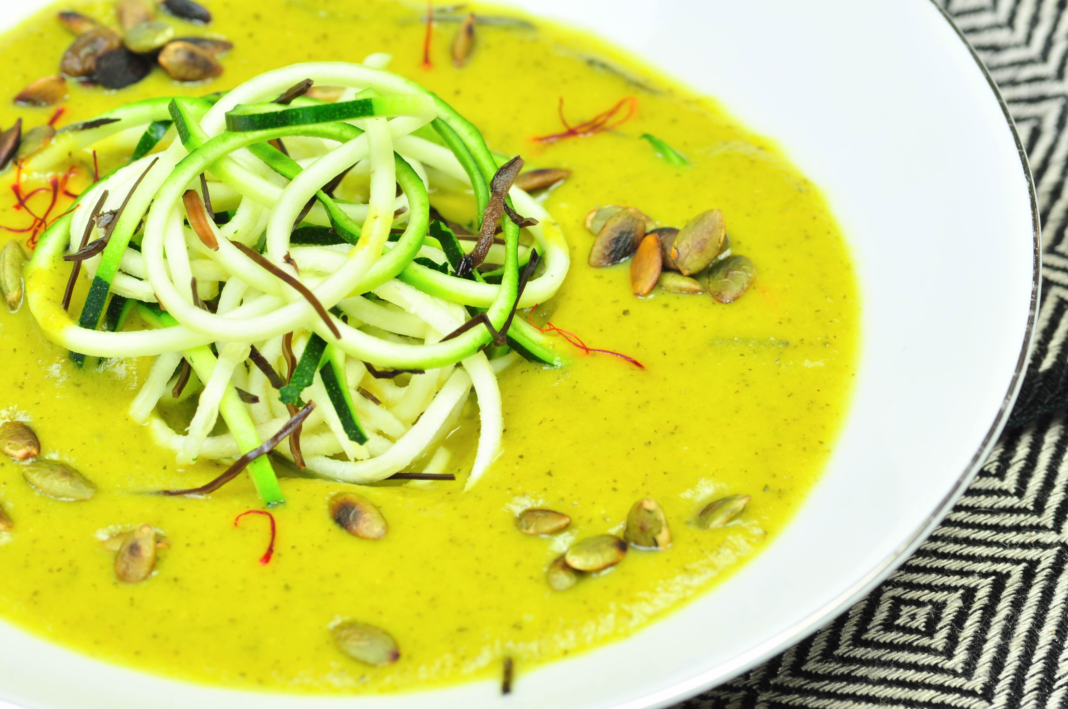 comforting_soup_with_courgette_and_saffron_closeup